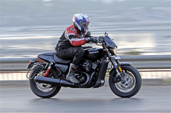 2017 Harley-Davidson Street Rod 750 review, test ride