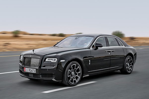 Rolls-Royce Black Badge: The lady wears black