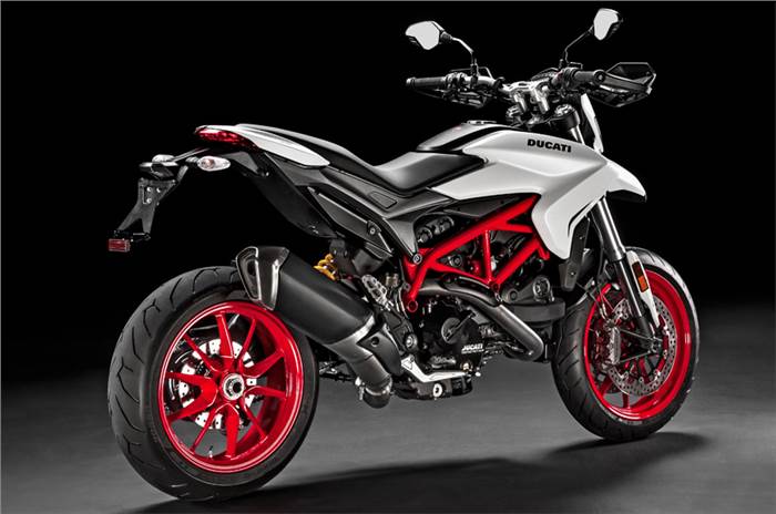 Ducati Hypermotard 939 facelift revealed