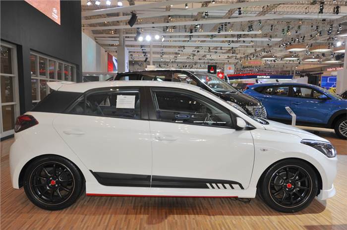 2017 Hyundai i20 Sport showcased in Indonesia