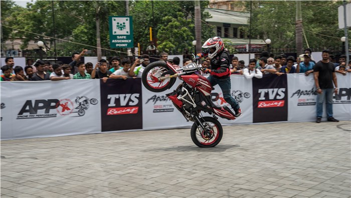 TVS sets new stunt record with Apache
