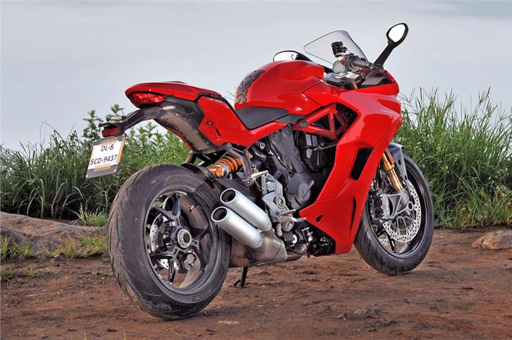 2017 Ducati SuperSport S review, test ride