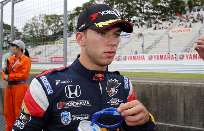 Gasly to replace Kvyat from Malaysian GP