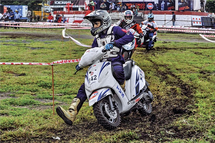 Back to Basics: 2017 Gulf Monsoon Scooter Autocross