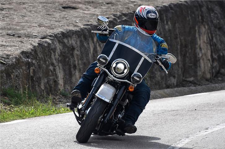 2018 Harley-Davidson Heritage Classic review, test ride