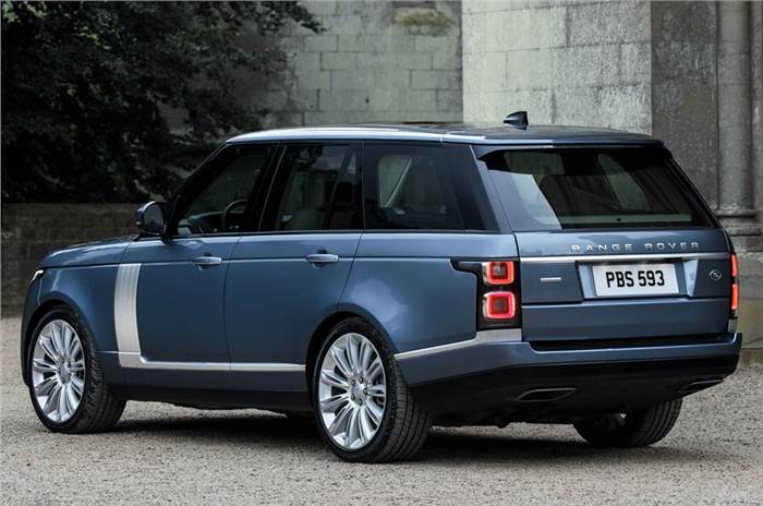 Range Rover facelift unveiled with new P400e plug-in hybrid variant
