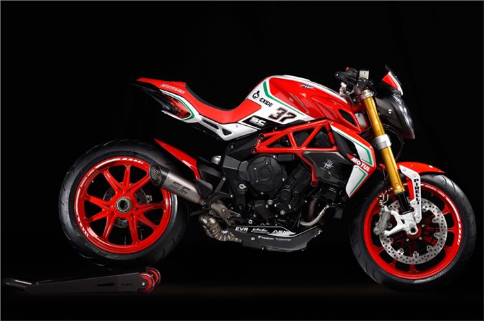 2018 MV Agusta Dragster 800 RC unveiled