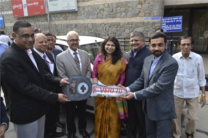 First Mahindra e-Verito delivered to EESL under EV tender