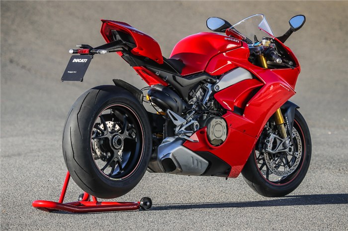2018 Ducati Panigale V4 technology explained