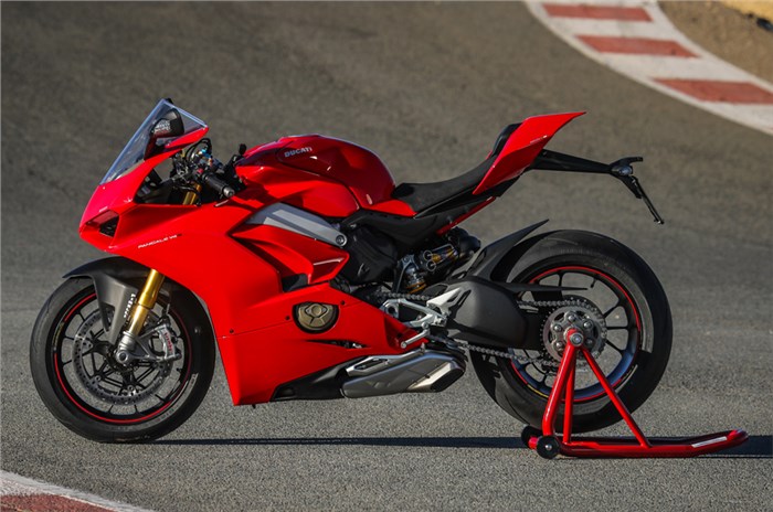 2018 Ducati Panigale V4 technology explained