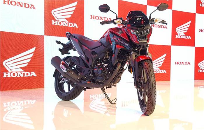 Honda X-Blade unveiled in India at Auto Expo 2018