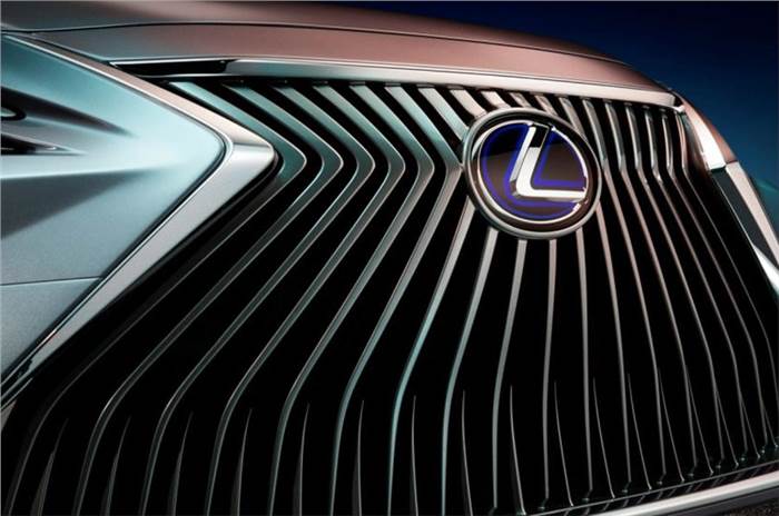 New Lexus ES revealed