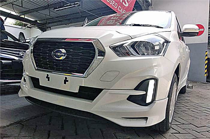 2018 Datsun Go facelift with CVT spied