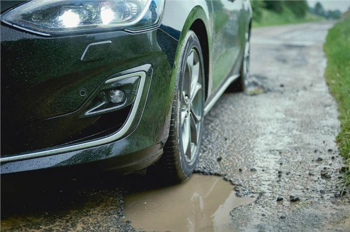 Ford to introduce pothole detection tech on the Focus