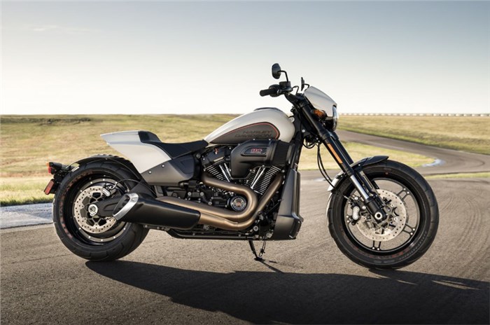Harley-Davidson FXDR 114, updated CVO models unveiled