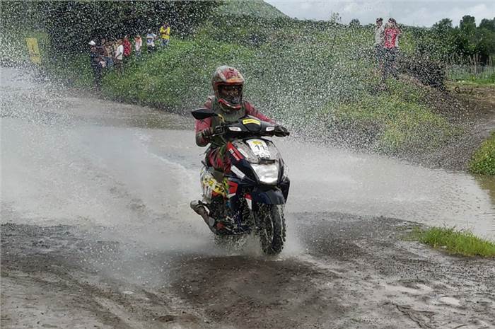 Venkatesh Shetty wins 2018 Monsoon Scooter Rally