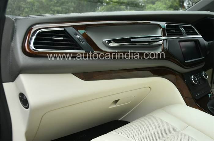 Mahindra Marazzo to get customisation packages
