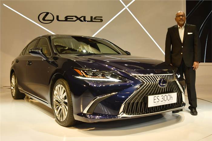 Hybrid tech a draw for 60 percent Lexus customers
