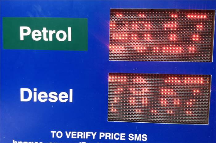 Petrol crosses Rs 90 in Mumbai