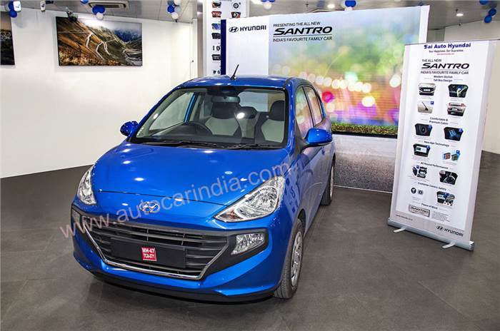 New Hyundai Santro gathers nearly 29,000 bookings.