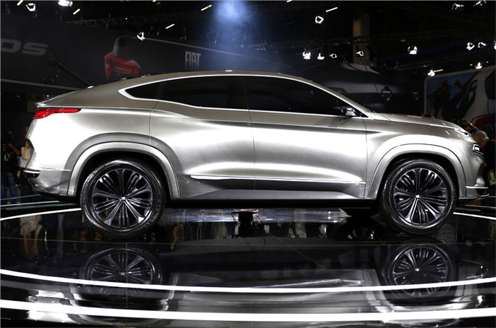 Fiat Fastback SUV concept unveiled at Sao Paulo