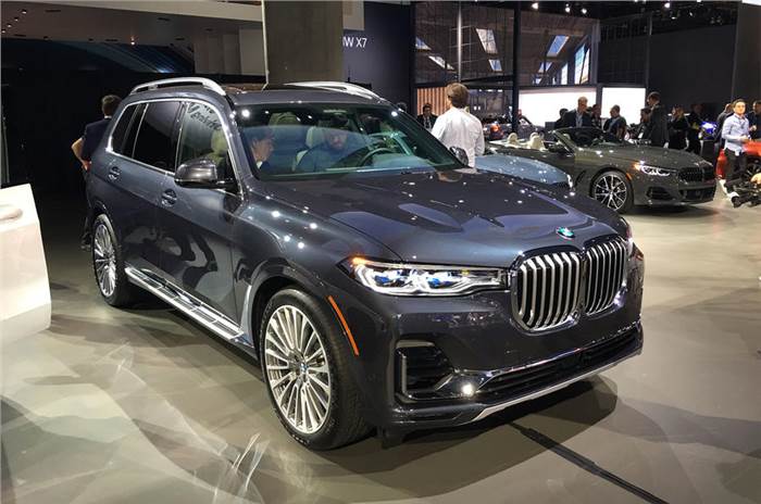BMW X7 makes public debut at the LA motor show