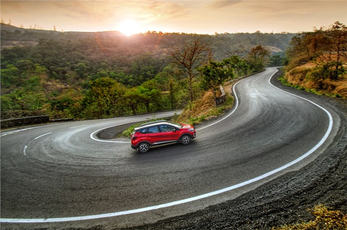 Back in time: Road tripping with the Renault Captur petrol