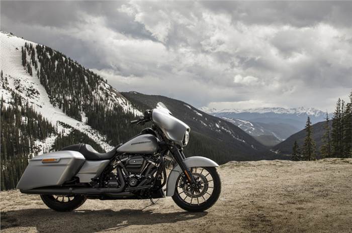 Harley-Davidson Forty Eight Special, Street Glide Special to launch on March 14