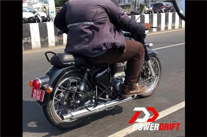Heavily updated Royal Enfield Classic 350, 500 spied