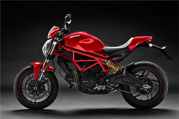 Ducati Monster 797+, 821 being offered with free accessories