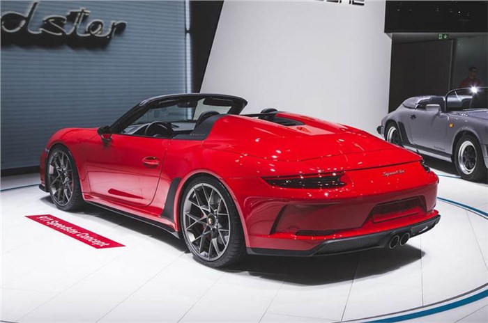 Porsche 911 Speedster to be revealed in New York in production form