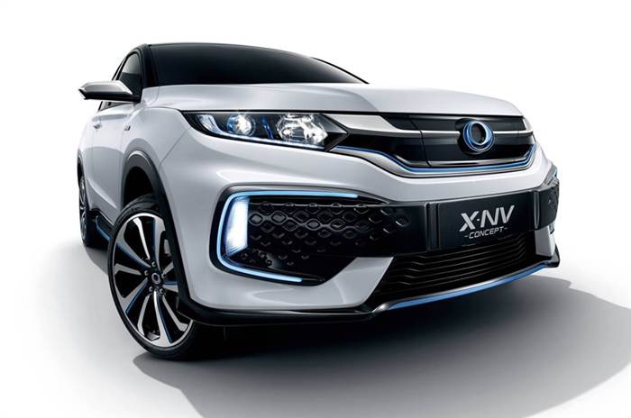 Honda X-NV concept previews XR-V EV