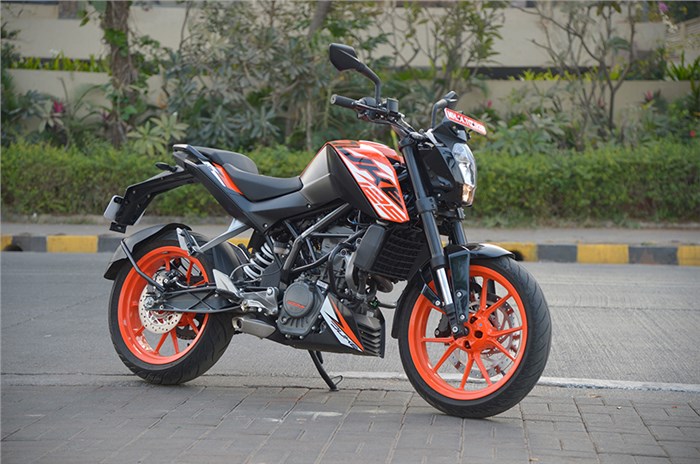 KTM 125 Duke price hiked to Rs 1.30 lakh