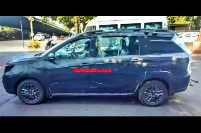 Maruti Ertiga Cross spied in India for first time
