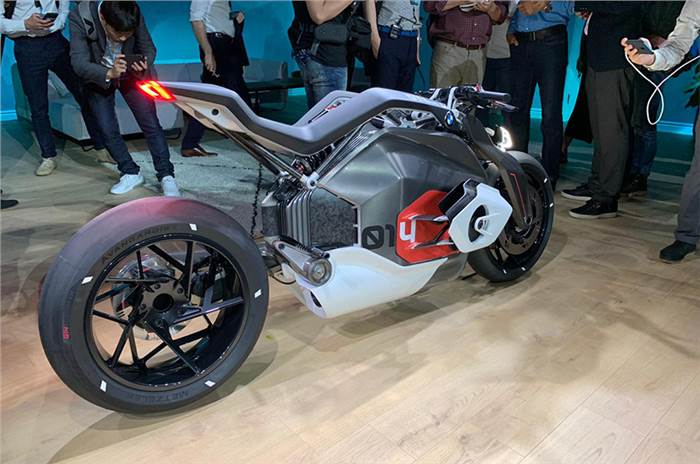 BMW Vision DC Roadster electric concept bike unveiled