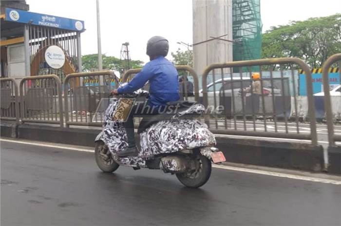 Bajaj Urbanite e-scooter spotted testing again