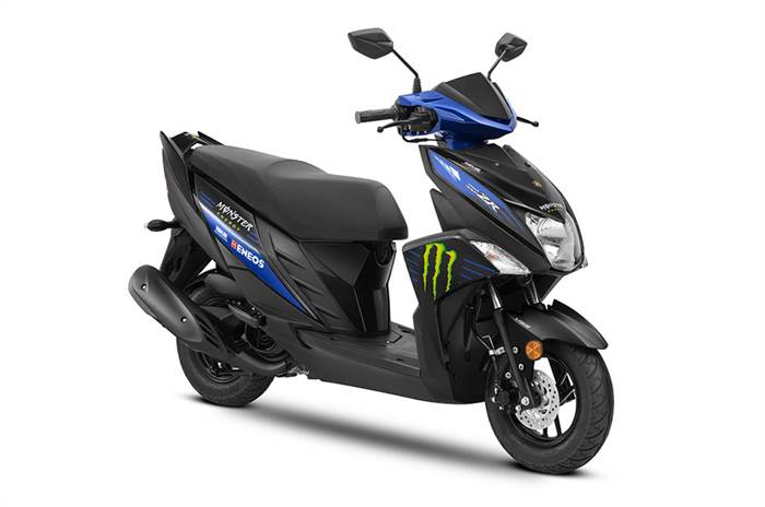 Yamaha YZF R15 V3.0, FZ25, Cygnus Ray launched in Monster Energy MotoGP colours