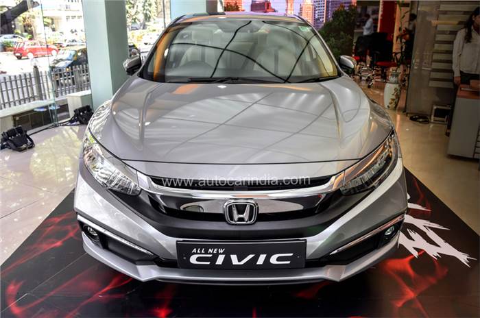 Massive Rs 2.5 lakh discount available on the Honda Civic
