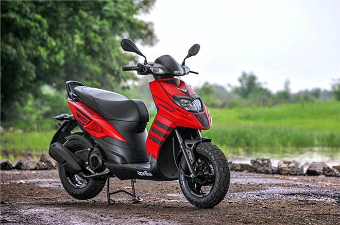 Aprilia, Vespa scooters available with benefits worth Rs 10,000