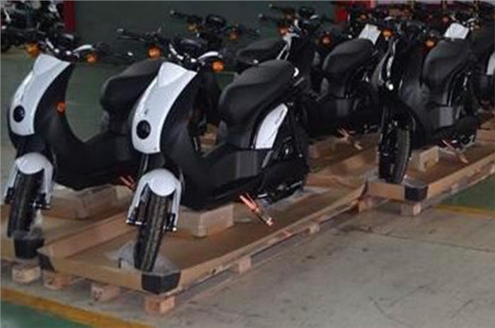 Mahindra manufactured E-Ludix scooters exported to Peugeot Moto