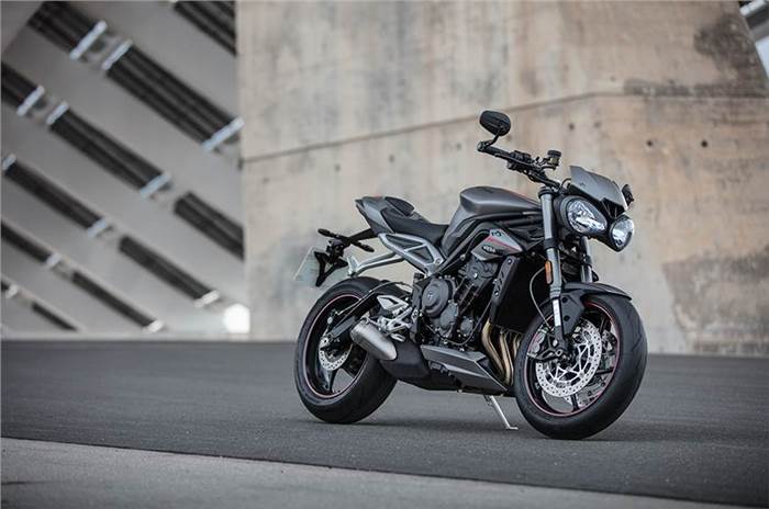 Triumph Street Triple RS available with benefits of up to Rs 1.59 lakh