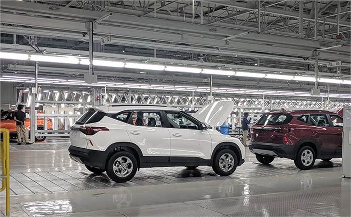 Kia begins Seltos SUV exports