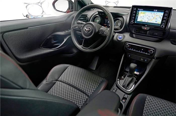 2020 Toyota Yaris hatchback revealed