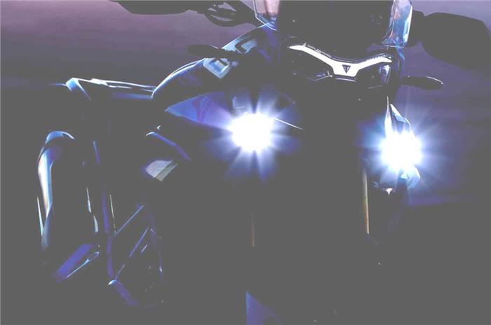 Triumph Tiger 900 to be revealed on December 3