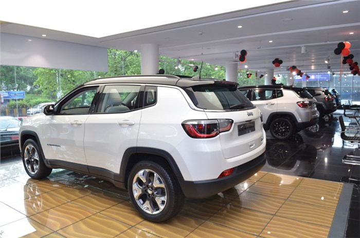 Over Rs 2 lakh off on Jeep Compass in December 2019