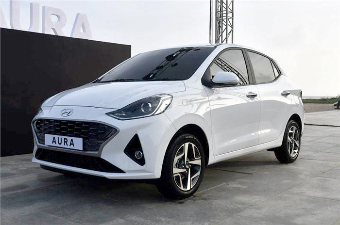 Hyundai Aura to come in 12 variants; bookings open