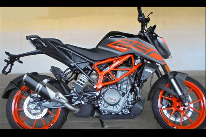 BS6 KTM 250 Duke to be priced at Rs 2 lakh