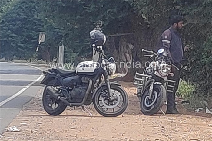 Mystery new Royal Enfield spotted; Jawa Forty Two rival?