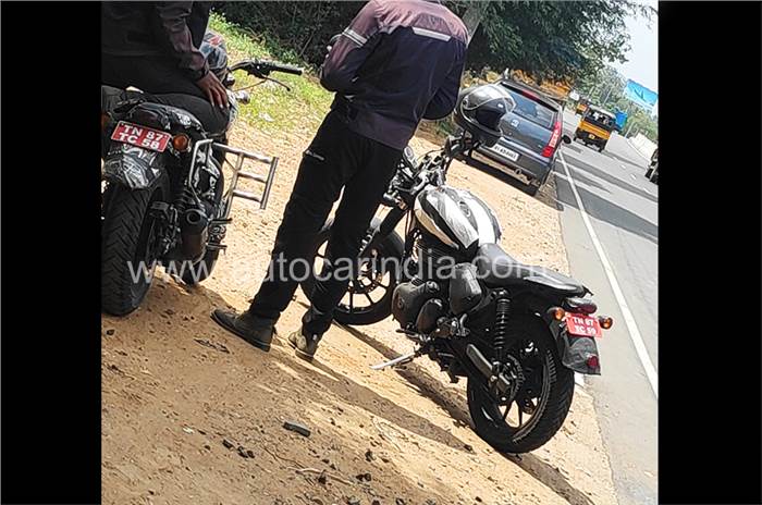 Mystery new Royal Enfield spotted; Jawa Forty Two rival?