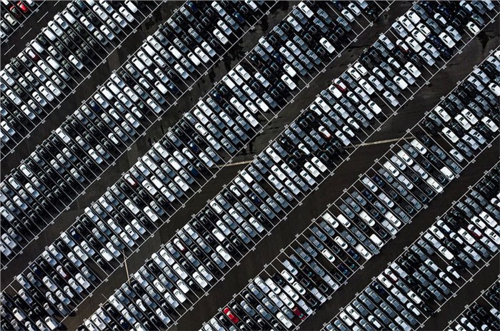 Chinese car sales down by 92 percent in first half of February